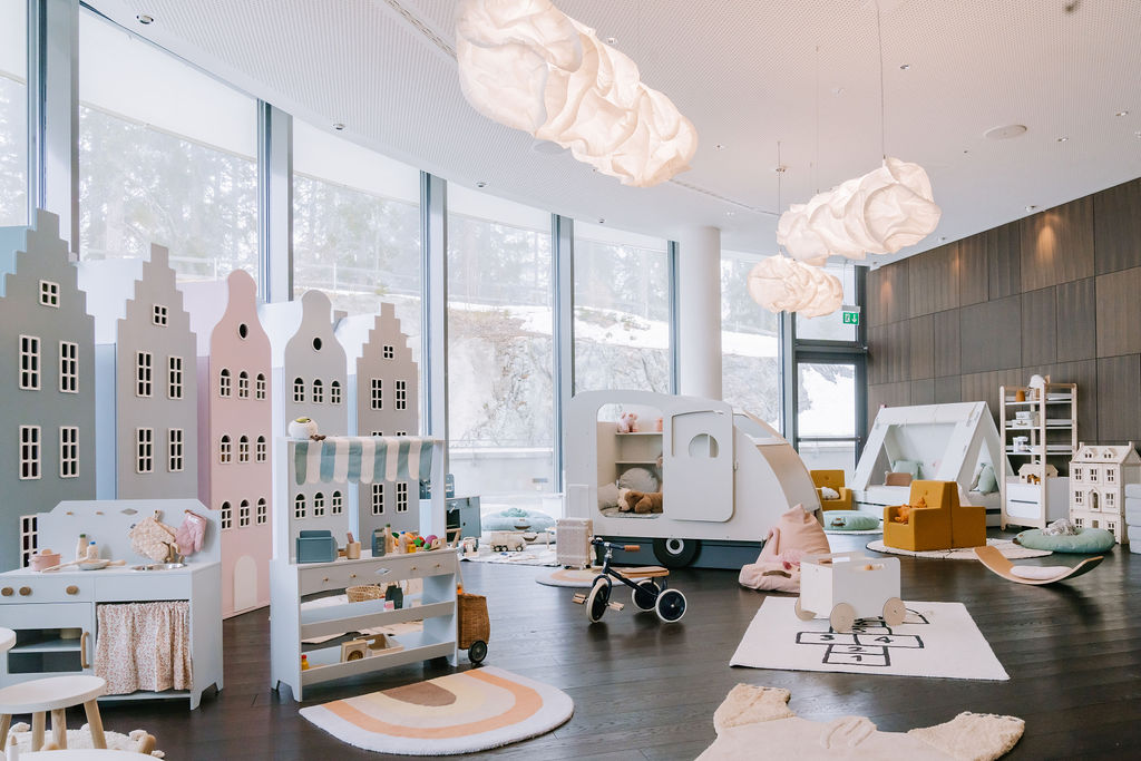 AlpenGold Hotel Davos  5*